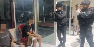 Tiga remaja di Kubu Raya bersenjata tajam diamankan polisi. Foto: Humas Polres