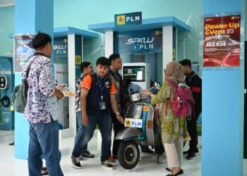 Banyak Menarik Pengunjung, PLN Dapat Penghargaan Most Interactive Booth di IIMS 2024