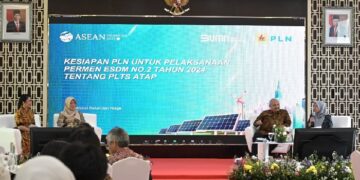 Dukung Pengembangan EBT di Indonesia, PLN Siap Jalankan Permen ESDM Nomor 2 Tahun 2024 Terkait PLTS Atap