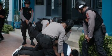 Tingkatkan Kewaspadaan, PLN UID Kalbar Lakukan Simulasi Tanggap Darurat Terhadap Ancaman di Area Obvitnas