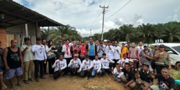 Jelang HUT ke-79 RI, PLN Nyalakan Listrik 13 Desa di Sintang