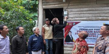 Di Bulan Hari Pelanggan Nasional, PLN Bersama Pemerintah Wujudkan Impian Warga Dapat Listrik Gratis di Mempawah Melalui BPBL
