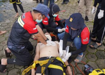 PLN UID Kalbar Gelar Pelatihan Tanggap Darurat Bencana, Perkuat Sinergi dengan BPBD, Basarnas dan PMI