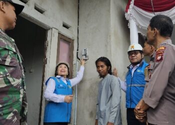Cahaya Ramadan Berkah, PLN Wujudkan Impian Warga Rengas Kapuas Kubu Raya