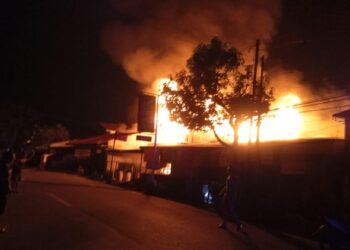 Penderita Gangguan Jiwa Diduga Sebabkan Rumah dan Toko Bangunan di Pontianak Terbakar