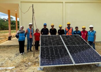 PLN Hadirkan Listrik untuk Rakyat di Perbatasan, Supersun Pertama Kalbar Terpasang di SMAN 4 Ketungau