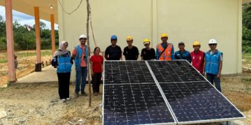 PLN Hadirkan Listrik untuk Rakyat di Perbatasan, Supersun Pertama Kalbar Terpasang di SMAN 4 Ketungau