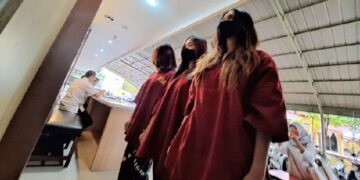 Tak Hanya Dianiaya, Tiga Wanita Muda Ini Bikin Korbannya Bugil dan Direkam hingga Viral