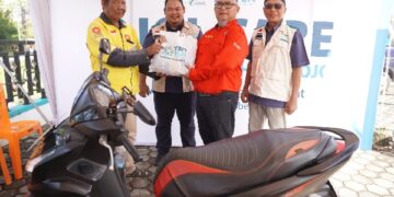 YBM PLN Gelar “Ojol Care” sebagai Wujud Syukur Hari Listrik Nasional ke-80