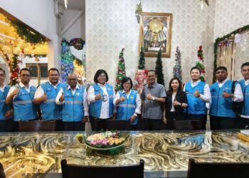 Pastikan Listrik Aman, GM PLN UID Kalbar Kunjungi Gereja di Pontianak