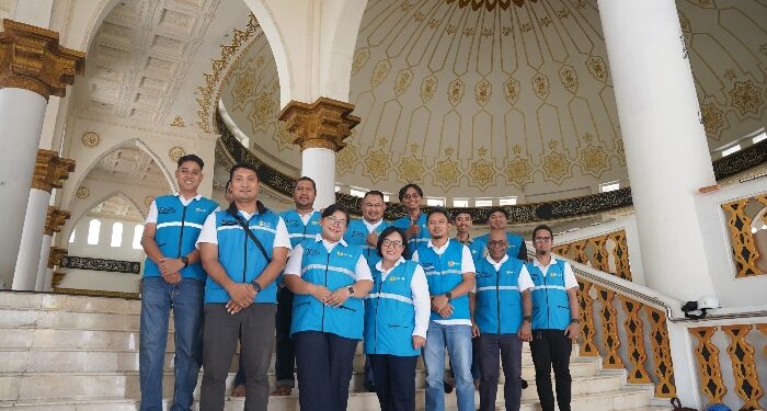 Pastikan Kesiapan Listrik Jelang Idul Fitri, GM PLN UID Kalbar Tinjau Masjid Raya Mujahidin Pontianak