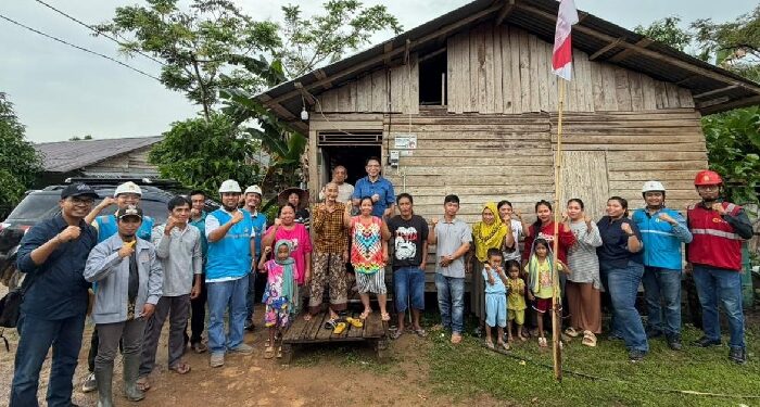 Pastikan Program Lisdes Tepat Sasaran, DPR RI Tinjau Listrik Desa di Sambas