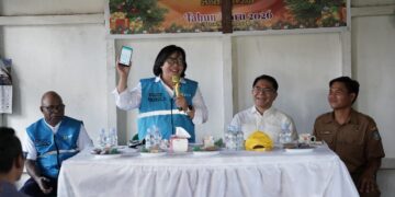 DPR RI Tinjau Pembangunan Listrik Desa di Landak, Gereja dan Warga Dusun Saga Mulai Nikmati Listrik PLN