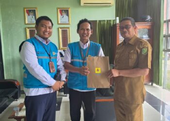 Dukung Ketahanan Pangan, PLN Perkuat Elektrifikasi Sektor Pertanian di Sambas