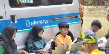 PLN Peduli Hadirkan Cahaya Literasi dari Kota hingga Pelosok: GLIMOLING jadi Motor Penggerak Pendidikan Digital Kalbar