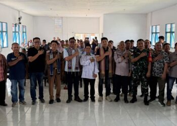 PLN Hadirkan Listrik 24 Jam untuk 1.003 Pelanggan di Enam Desa Sintang Jelang HUT ke-81 RI