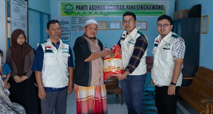 Program Jumat Berkah, YBM PLN Hadirkan Senyum Anak Panti