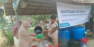 YBM PLN Kalbar Salurkan 64 Ribu Liter Air Bersih untuk Warga di 10 Lokasi