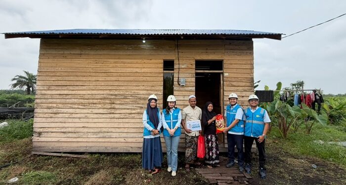 Lewat Program LUTD, Abdul Basit Dapat Sambungan Listrik Gratis dari PLN