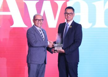 Transformasi Berorientasi Pelanggan, PLN Raih Sector Champion dan Runner Up BUMN Layanan Terbaik Danantara Indonesia CX100 Award 2026